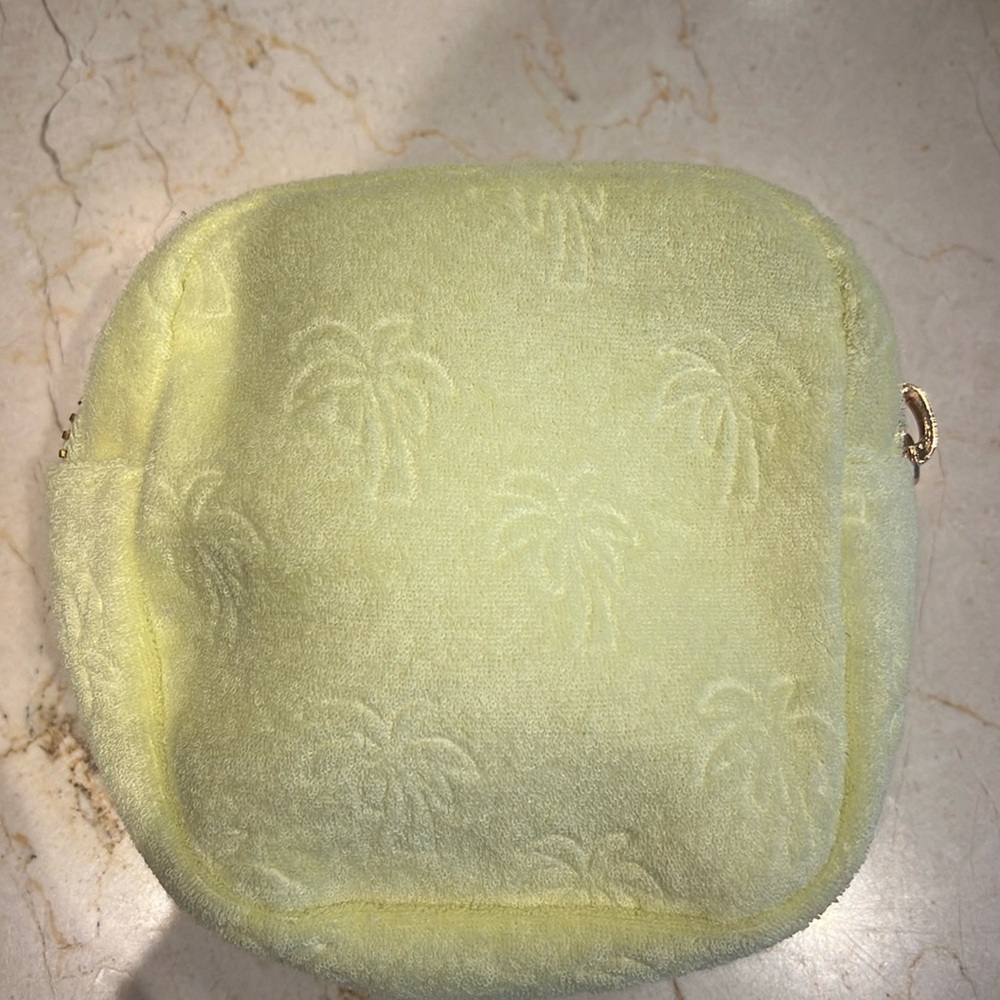 Yellow stony clover lane x target pouch